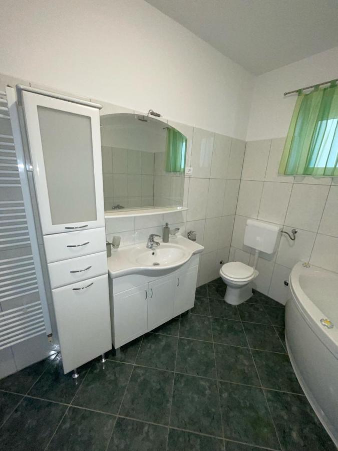 Varea Apartament *