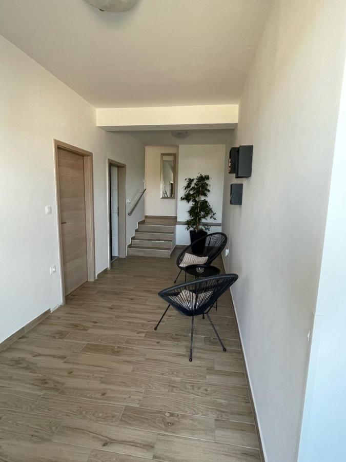 Varea Apartament Ližnjan