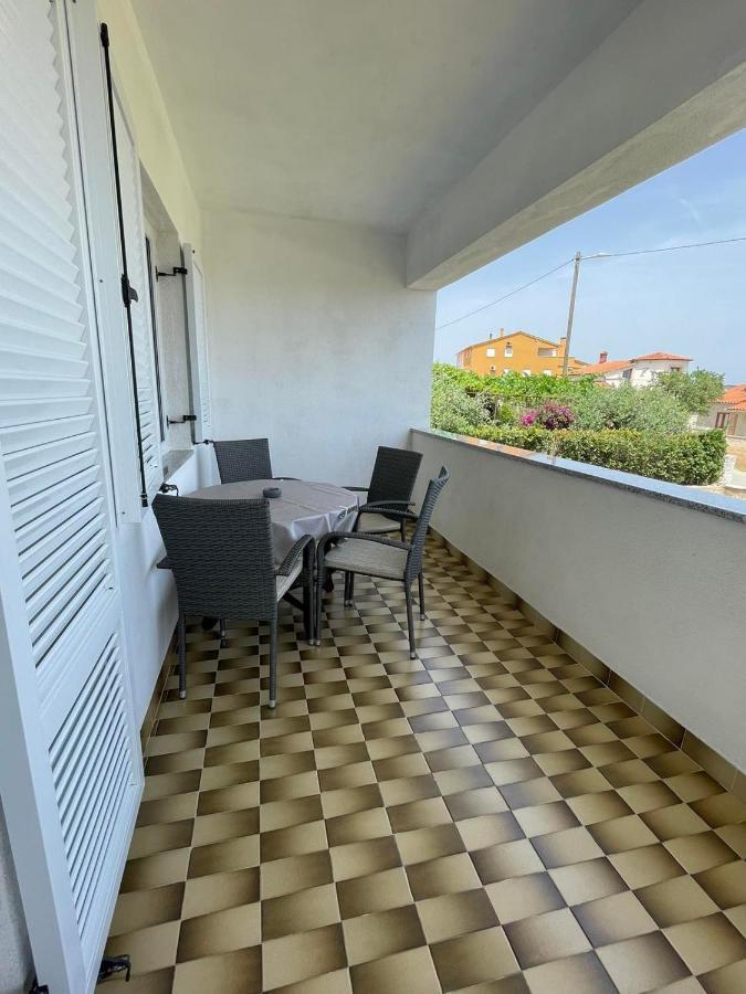 Apartament Varea *