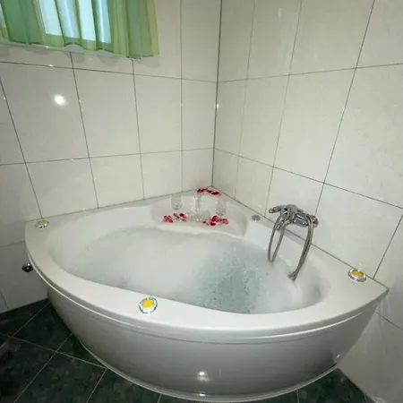 Apartman Varea Liznjan Exterior photo